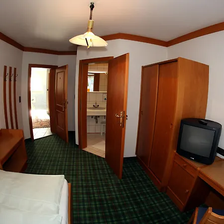 Gaestehaus Thomahan Penzion Friesach (Styria)