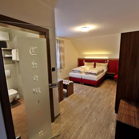 Penzion Gaestehaus Thomahan Friesach (Styria)